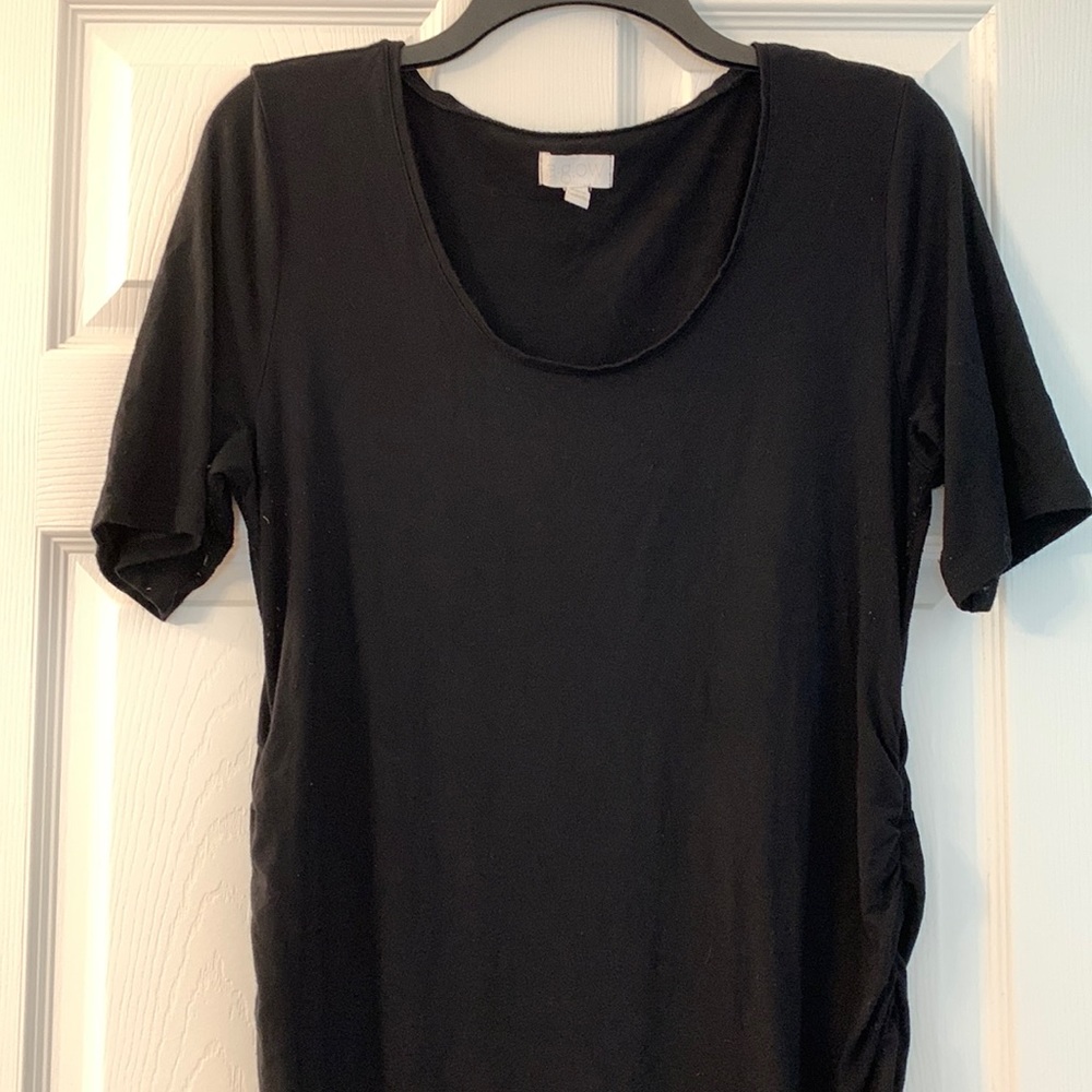 A Glow Maternity Dress